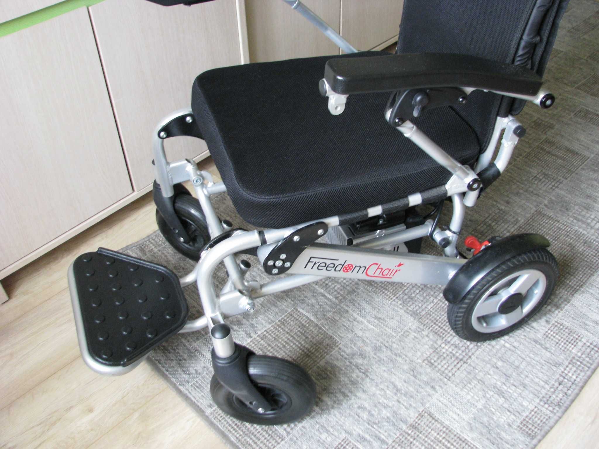 Wózek elektryczny inwalidzki Freedomchair A07
