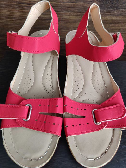 Женские ортопедические сандалии  на танкетке р. 42 стелька 26 см.