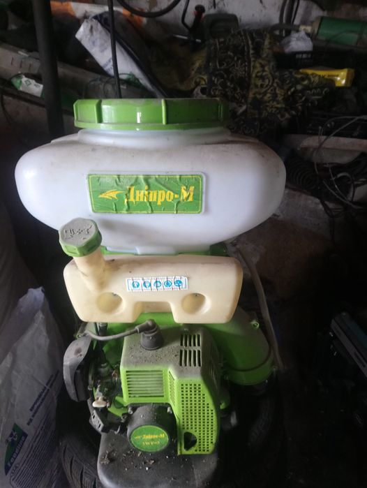 Оприскувач бензиновий