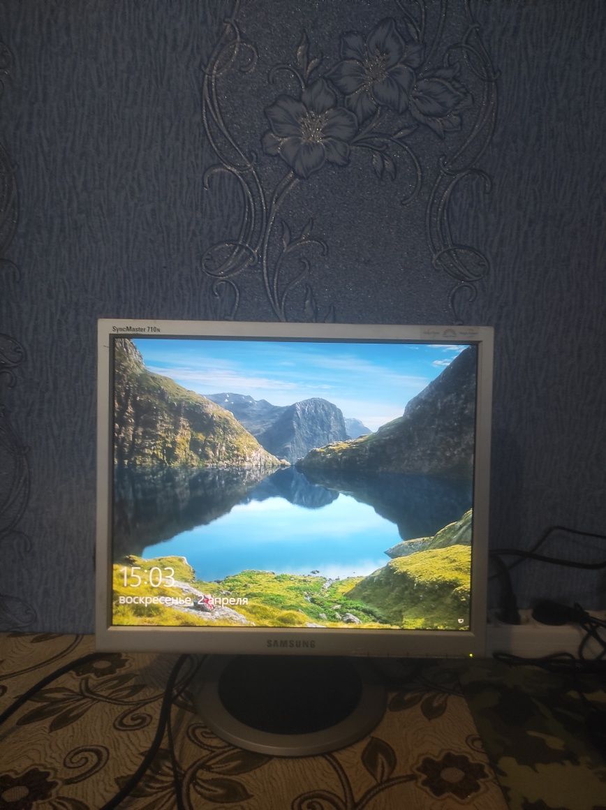 Монітор SyncMaster 710n