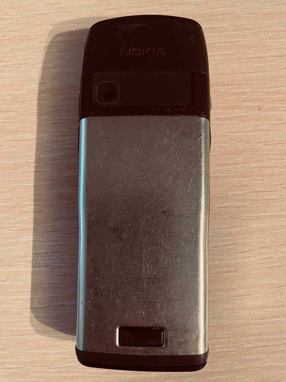 Мобильний телефон Nokia е50-1