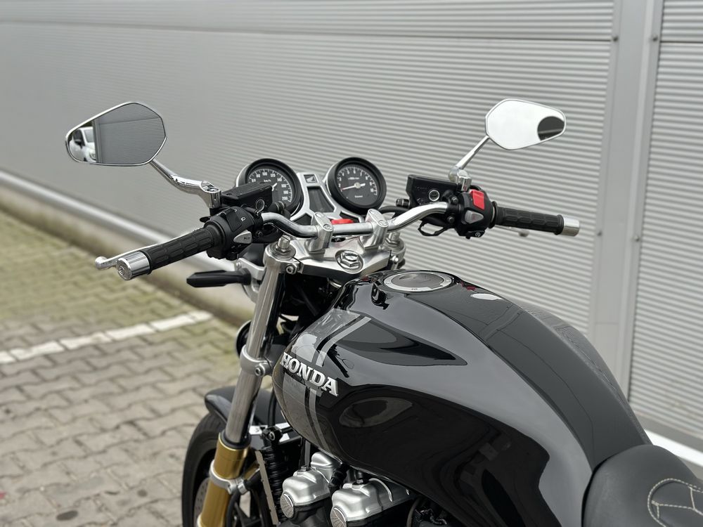 Honda Cb1100RS CB 1100 RS z 2017r piekna ksiazki ohlins