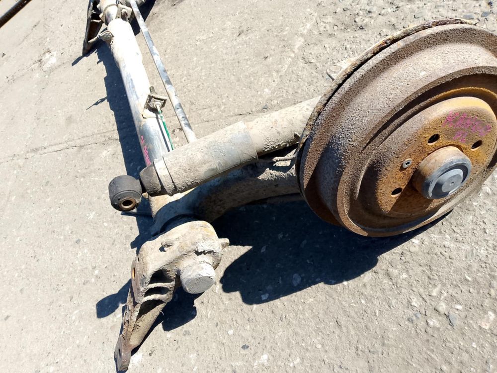 Belka tył Kangoo I Belka tylna Kangoo zawieszenie