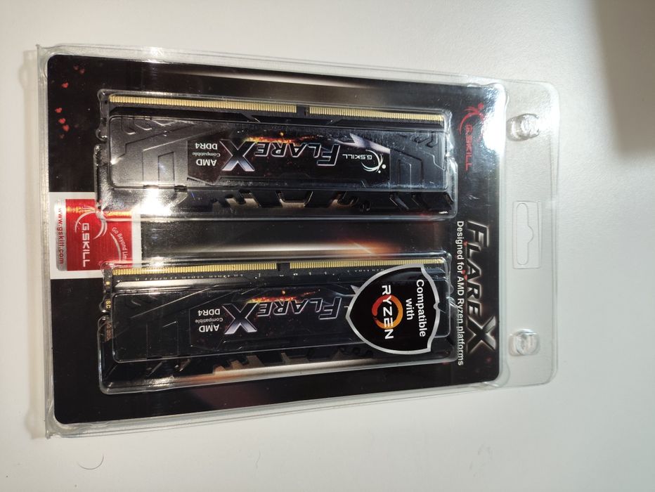 Vendo Kit RAM G.Skill 16GB (2x8GB) DDR4 3200MHz CL14 – FlareX