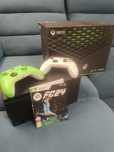 Sprzedam X box serie x 1 TB