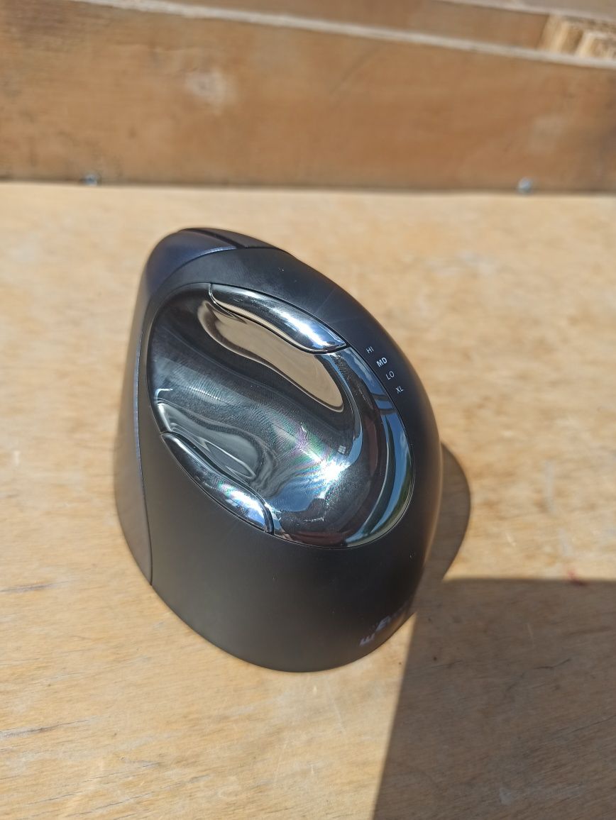 Ергономічна миша Evoluent VM4SW VerticalMouse 4 для правшів