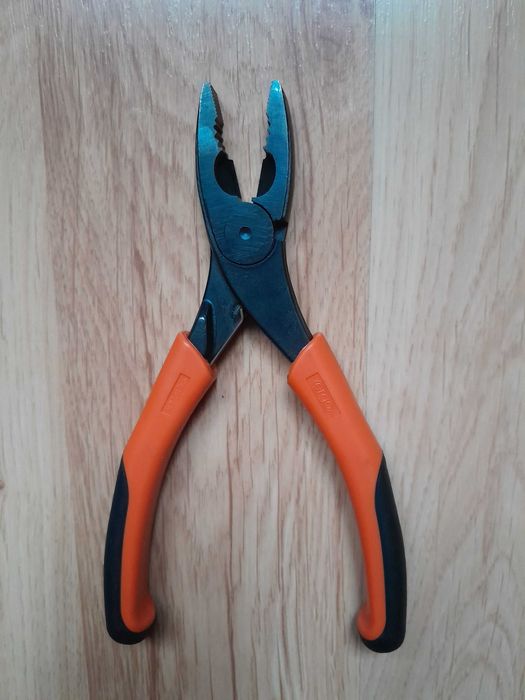 Szczypce uniwersalne kombinerki BAHCO 2628G-180 nowe nieużywane