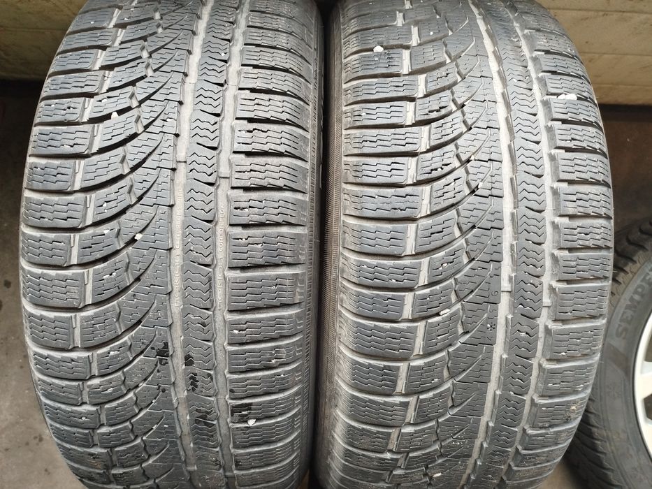 Opony zimowe Nokian 235/55R17
