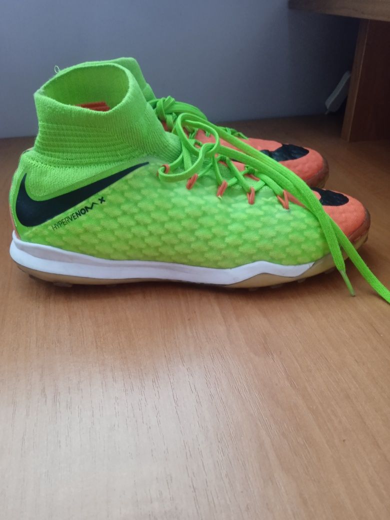 trampki Nike Hypervenom, 37.5