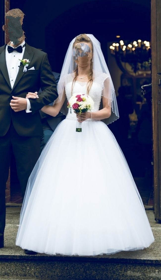 Długa suknia ślubna princeska z gorsetem + koło i welon roz. 34-36