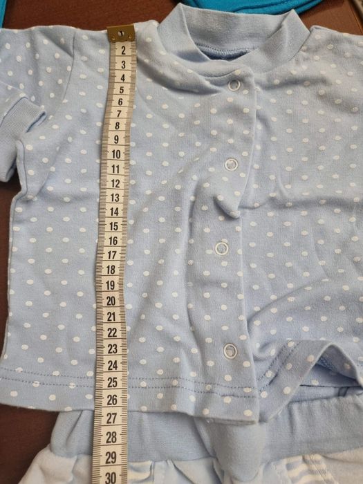 Речі для новонароджених.