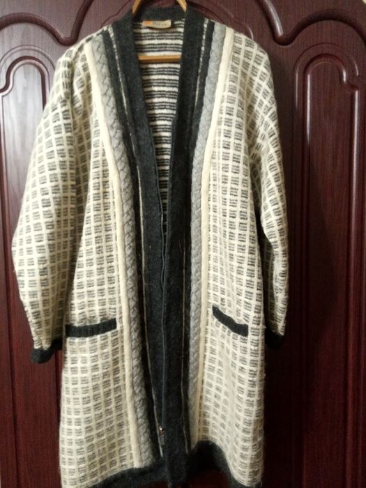 Продам кардиган.Б/у.