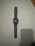 Apple Watch SE.