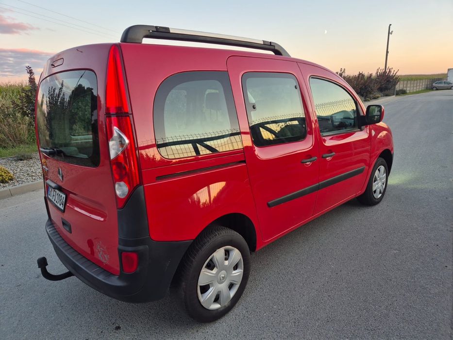 Renault Kangoo 1.6i opłacony, 89 tys km, klimatyzacja, hak