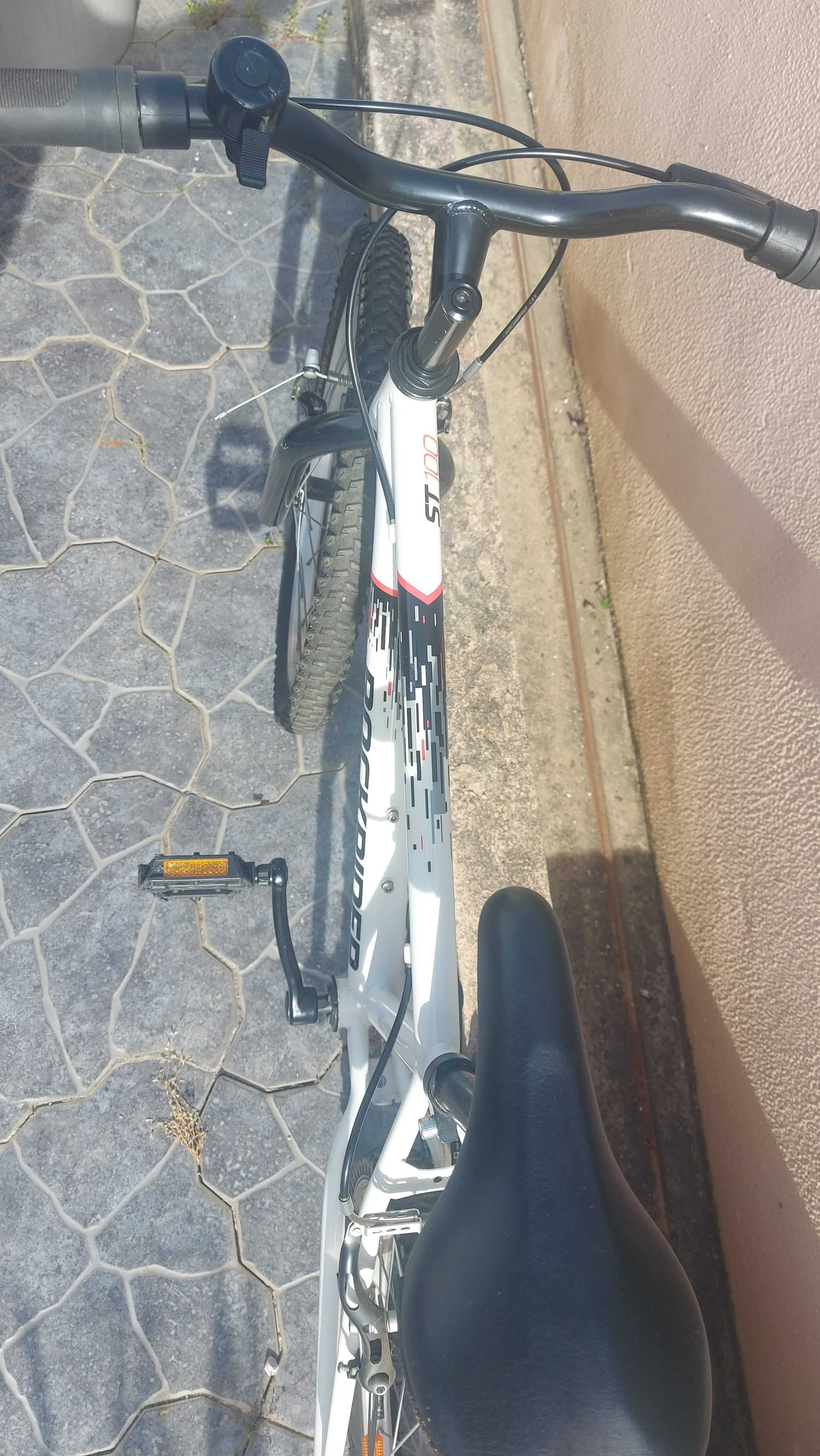 Bicicleta Rockrider st100 de criança