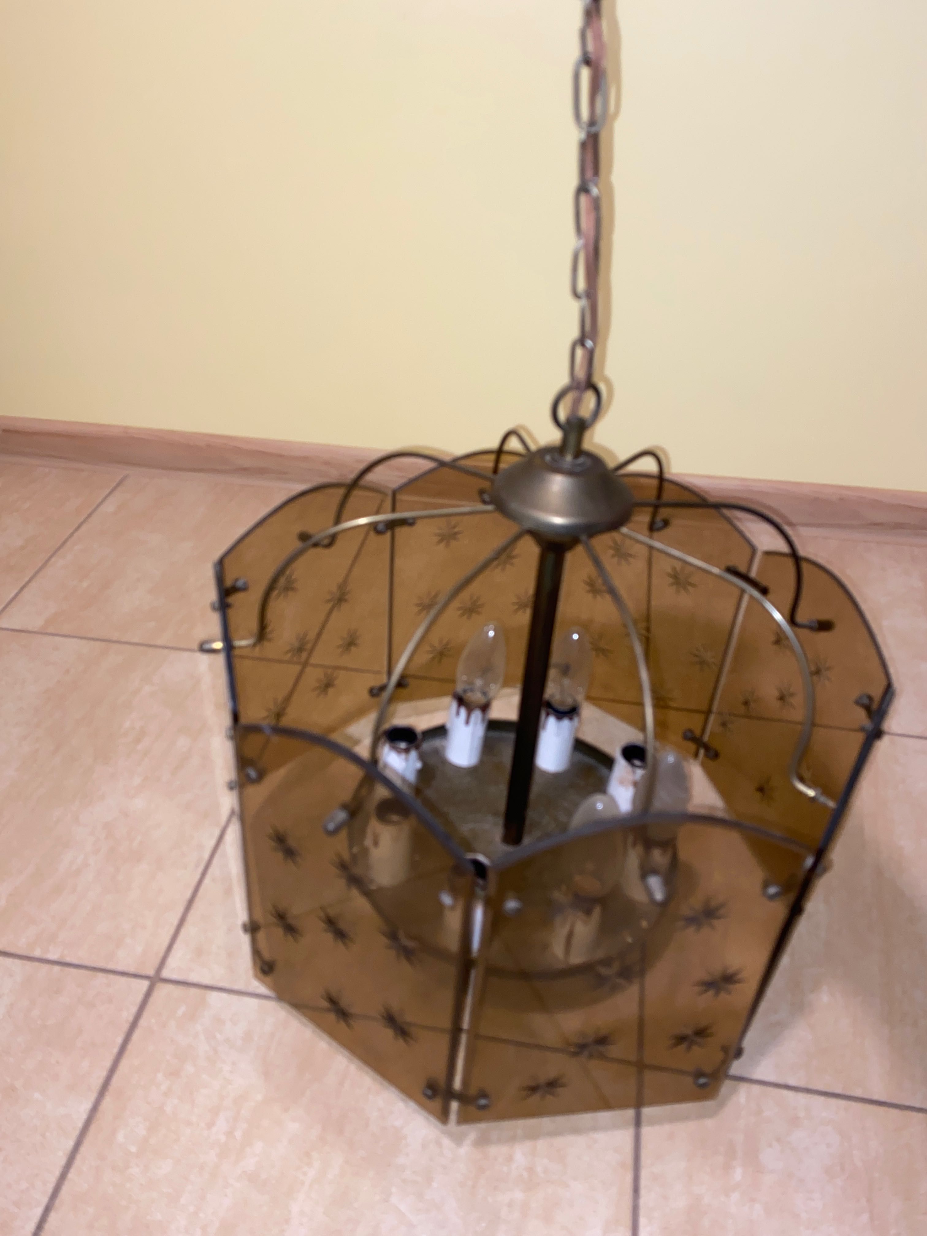 Elegancki żyrandol lampa do dużego pokoju
