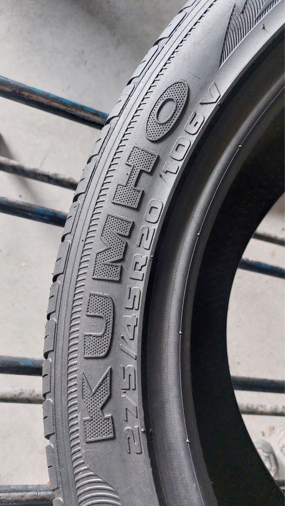 275/45/20 R20 Kumho Ecsta STX 2шт