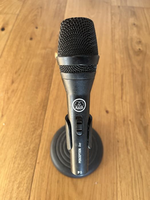 Microfone AKG Perception live P5