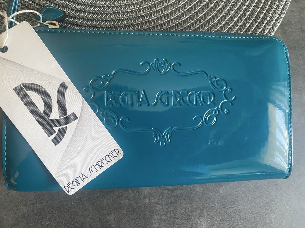 Кошелек лаковый Regina schrecker