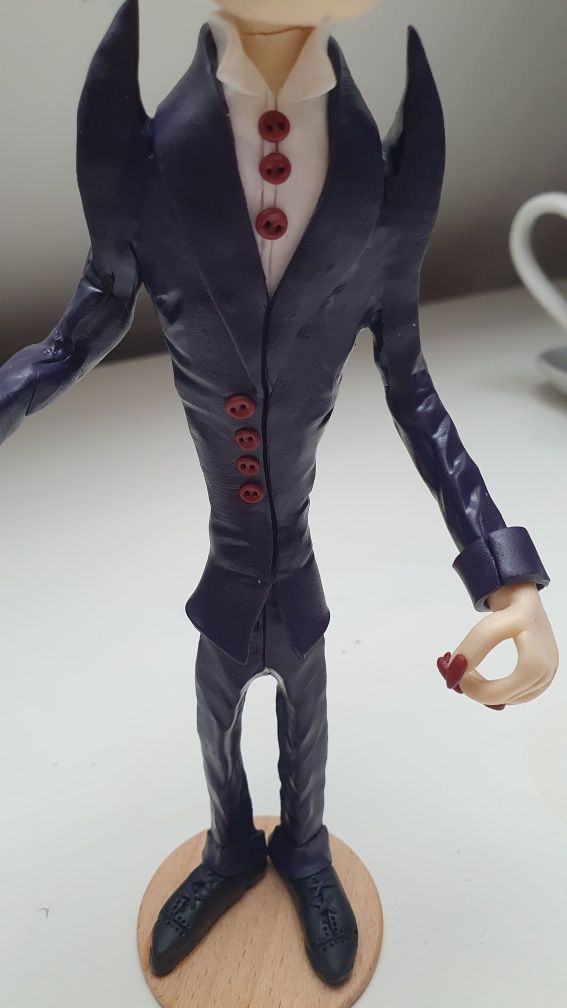 Wampir figurka z modeliny
