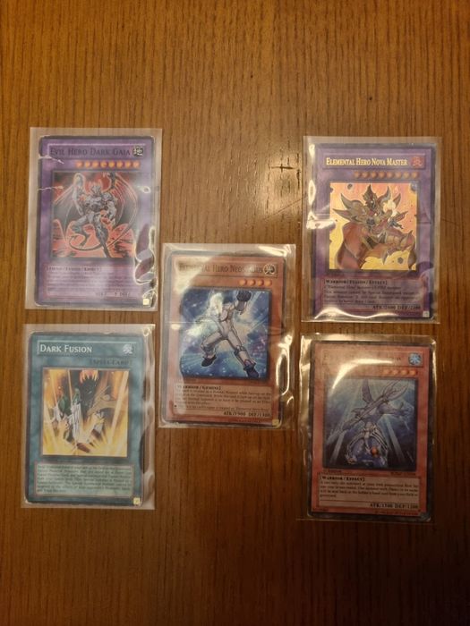 Cartas Yu-gi-oh originais