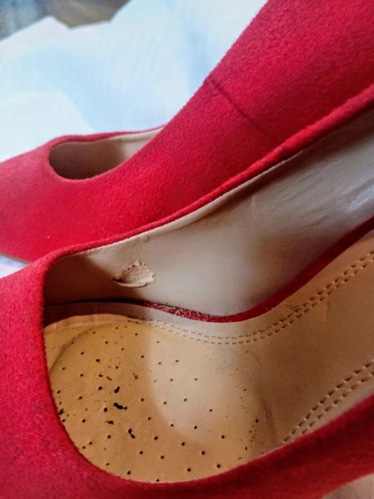 Czerwone zamszowe szpilki high heel r.38 Jenny Fairy