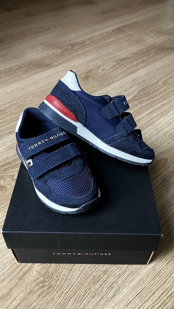 Sneackersy chłopięce Tommy Hilfiger rozm. 25