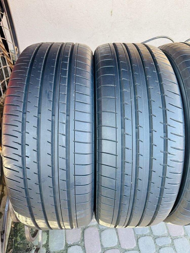 Шини літні 225/55 R18 (98V) Yokohama 2022p
