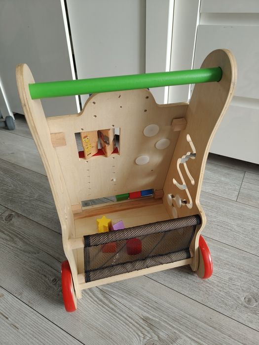 Pchacz chodzik dla dziecka