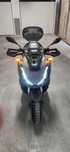 Scooter Honda ADV 350 cinzenta 2023 impecável.