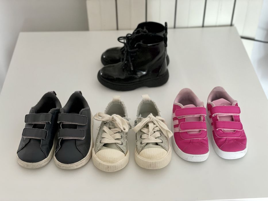 Diversos sapatos para menina tamanho 22 e 23