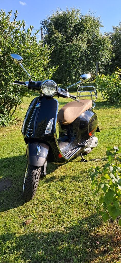 Vespa Primavera 125