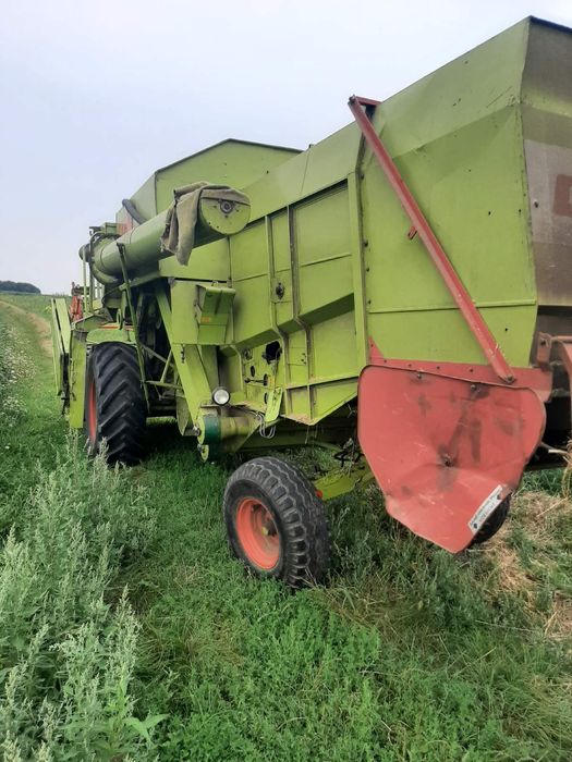 Комбайн Claas consul