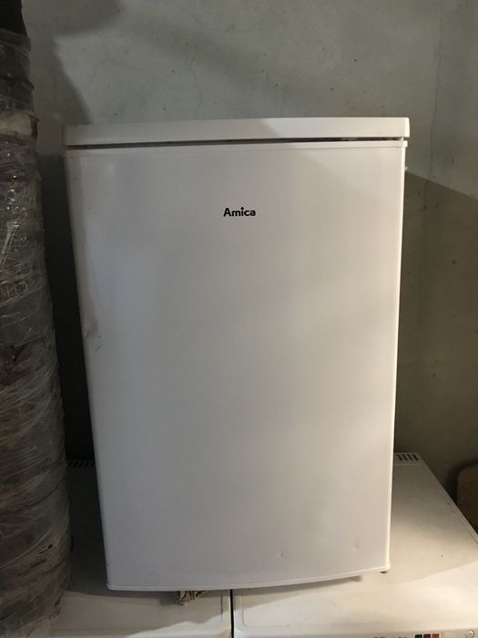 Холодильник хороший стан привезені з Німеччини