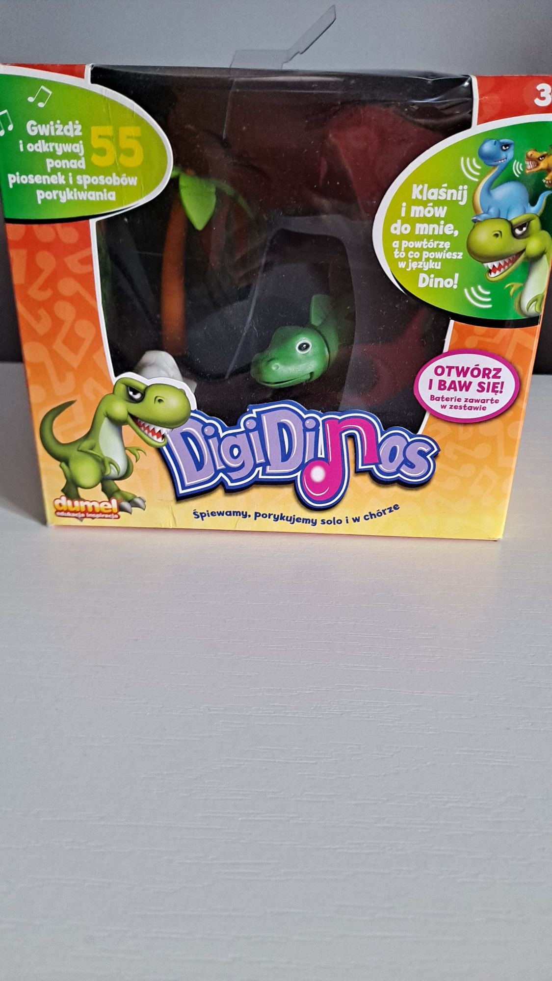 Dla fana dinozaurów, figurki, dinozaur interaktywny, piornik 3D