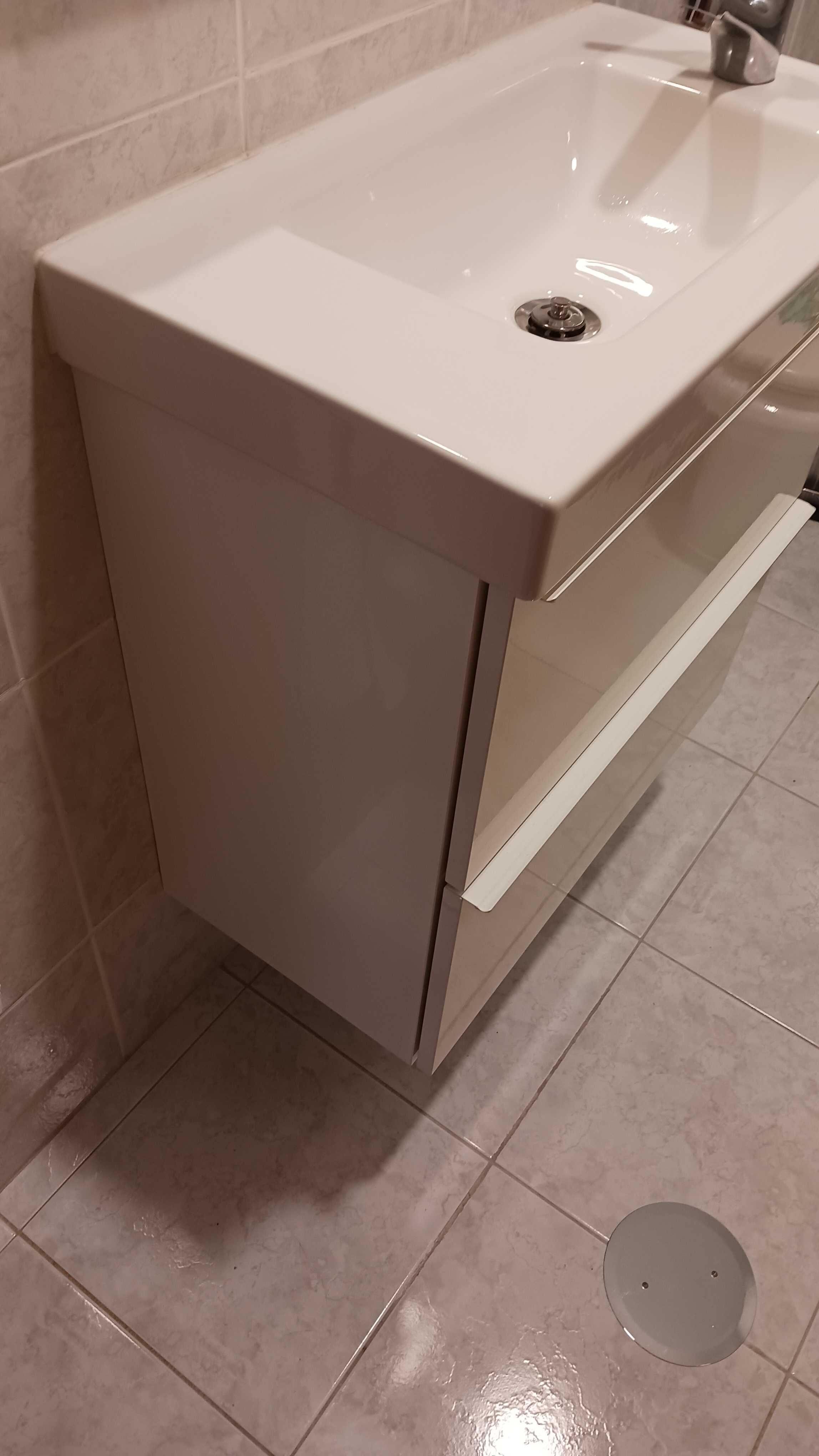 Conjunto Lavatório WC IKEA e Acessórios (Como Novo)