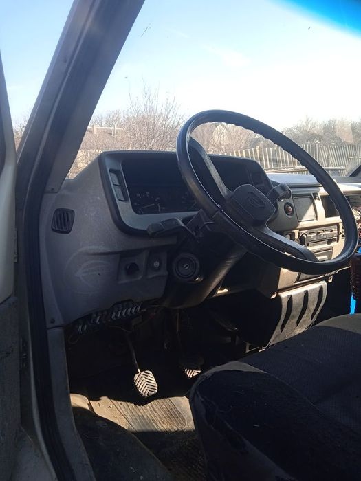 Продам бортовую газель