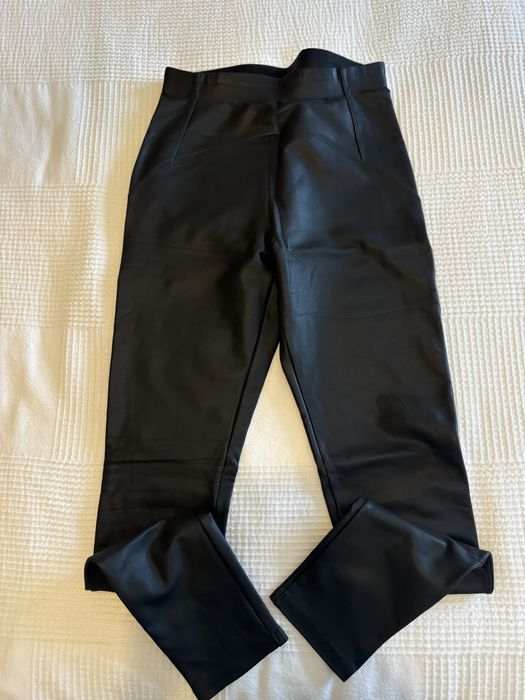 Leggins em eco pele e cardadas novas