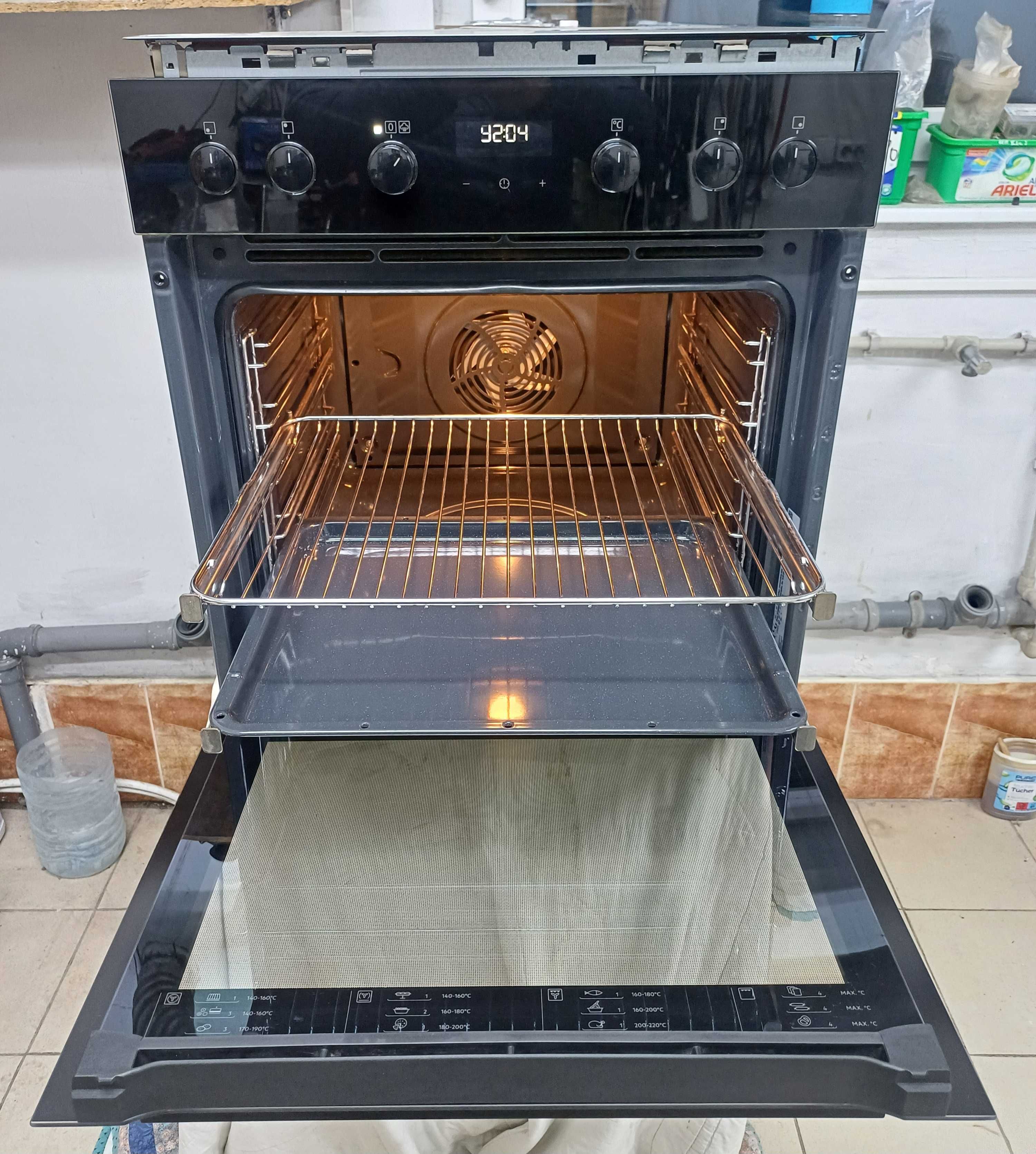 Вбудована духова шафа з індукційною плитою AEG ECS455020 Direct Steam