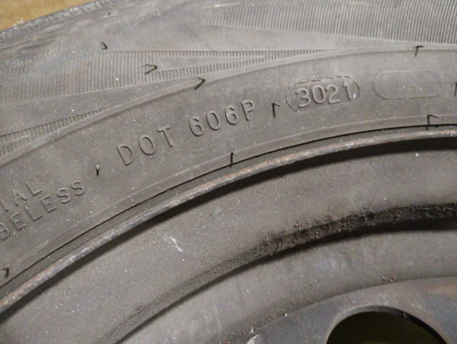 Opony zimowe Nokian WR D4 195/65R15 91T z felgami 2021