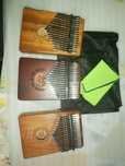 Kalimba de 17 chaves nova