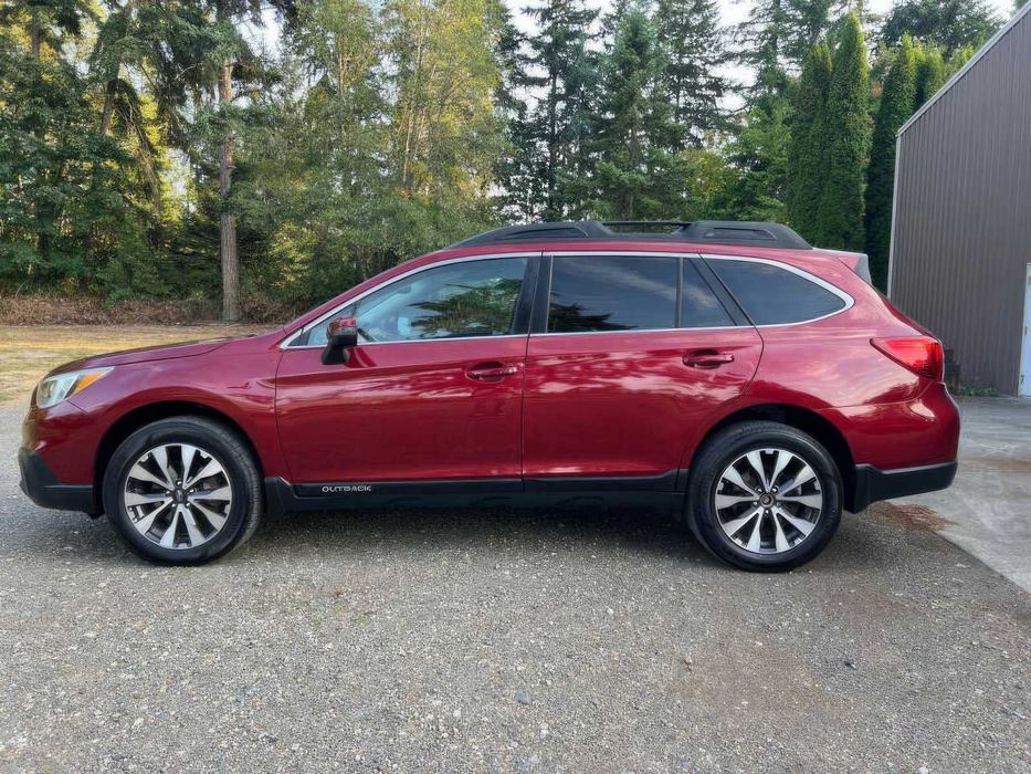 Subaru Outback  Limited      2015