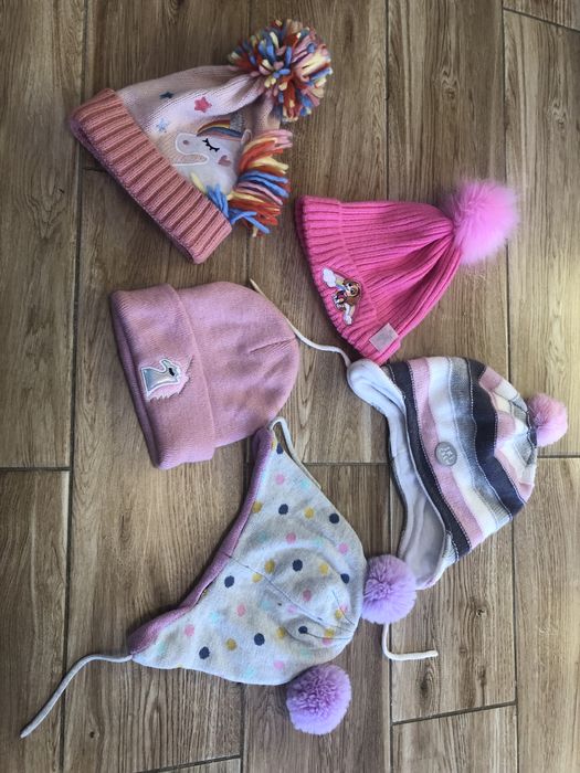 Zestaw czapek zimowych 4 latka