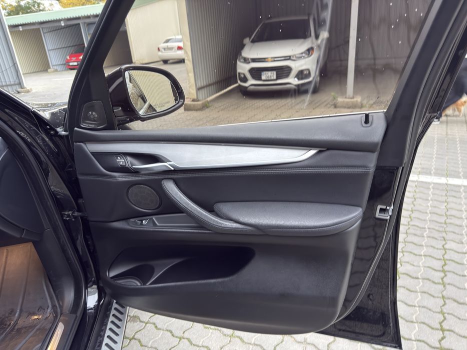 Продам BMW Х5 F15