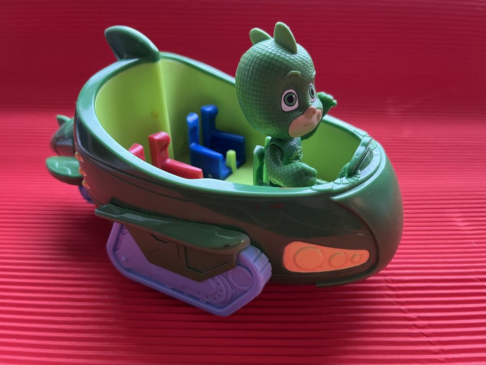 PJ Masks Pojazd Geko z figurką Geko