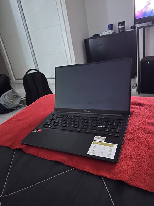 Asus Vivobook 15 OLED 2.8k 120hz