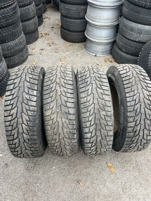 НИВА в сборе  4шт 215/75R15 Hankook Winter i*pike, СКЛАД Б/У РЕЗИНЫ