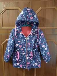 Дитяча курточка(куртка)на дівчинку демісезон в нормальному стані.