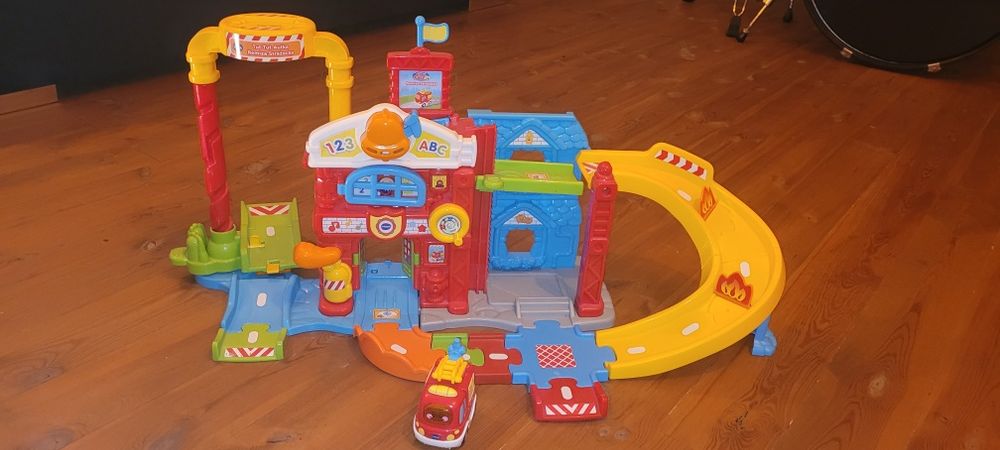 Vtech remiza strażacka tut tut