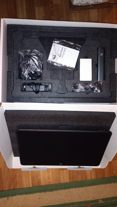 Продаю графический планшет XP-Pen Artist 22 Pro (Gen 2)
• 22" QHD (256